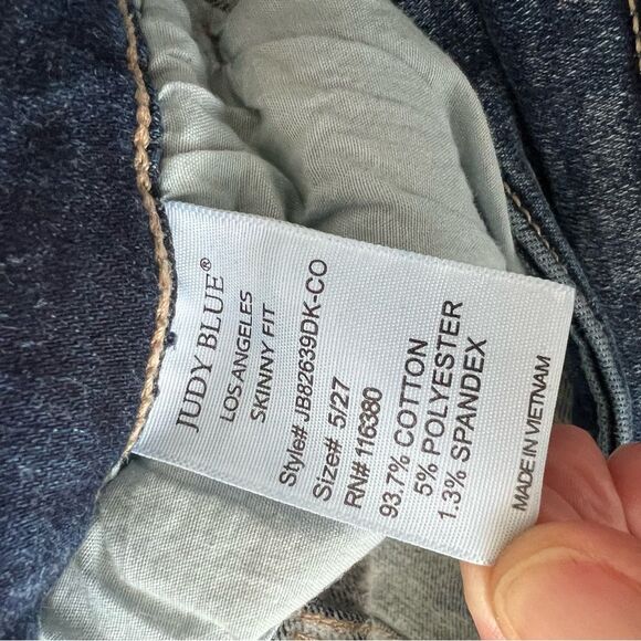 Judy Blue Skinny Fit Medium Wash Jeans - Picture 5 of 10